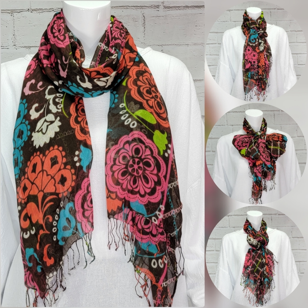 RETIRED Vera Bradley Soft Fringe Scarf Lola
